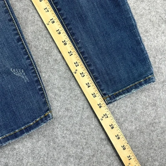 Judy Blue Relaxed Fit Jeans Womens Size 7/28 Medium Wash Distressed - Picture 7 of 11